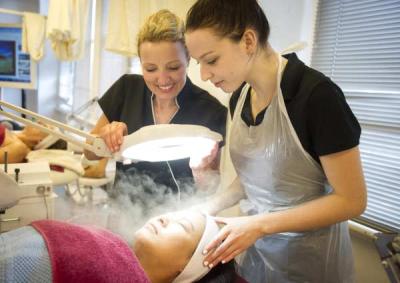 A beauty school VET student.